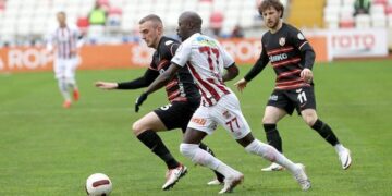Sivasspor ile Gaziantep FK puanları paylaştı!