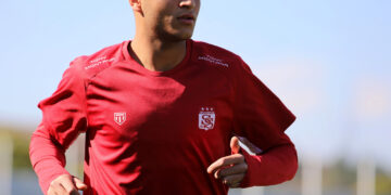 Sivasspor’un genç yıldızı Yunus Emre Konak Premier Lig yolunda!