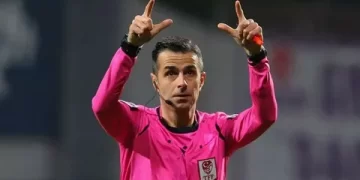 TFF, Mete Kalkavan’ın hakemliği bıraktığını açıkladı!