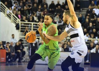 TOFAŞ, Paok deplasmanından avantajlı dönüyor! TOFAŞ, Paok deplasmanından avantajlı dönüyor!