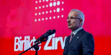 2023’te Türkiye semalarından 15 saniyede bir uçak geçti!