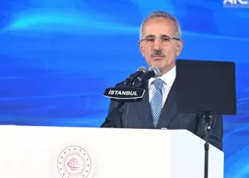 Bakan Uraloğlu paylaştı: Gayrettepe-Kağıthane Metro Hattı açıldı!