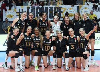 VakıfBank 3-0 Muratpaşa Belediyesi