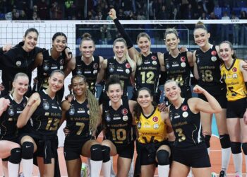 VakıfBank, şampiyonlar Ligi’nde play-off turuna yükseldi!