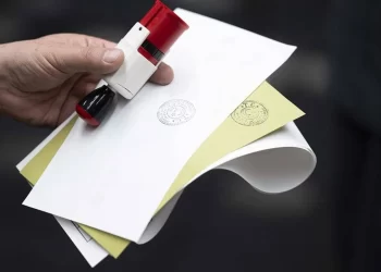 YSK’da yapılan kura çekimi sonucunda partilerin sıralamaları belli oldu