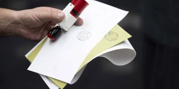 YSK’da yapılan kura çekimi sonucunda partilerin sıralamaları belli oldu