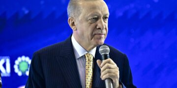 Erdoğan: 7 bin 275 hak sahibinin konutunun anahtarını teslim ediyoruz