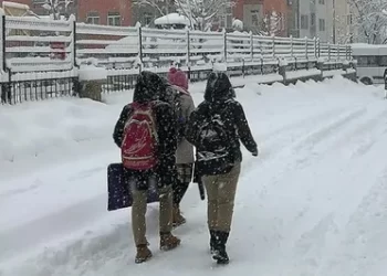 Ardahan’da eğitime kar engeli!