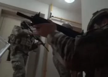 FETÖ’ye yönelik gerçekleştirilen operasyonda 42 şüpheli yakalandı