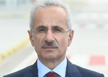 Bakan Uraloğlu: Kalkınma yolu ile önemli bir koridoru hayata geçireceğiz