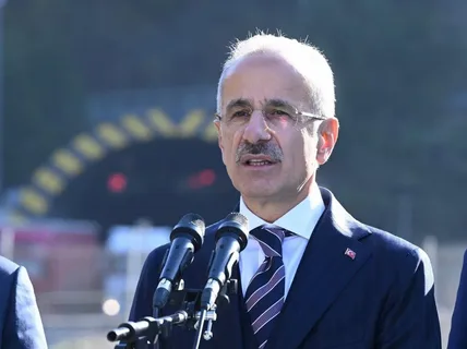 Bakan Uraloğlu: Vize şehir geçişini 12 dakikadan 3 dakikaya indirdik Vize sehir gecisini 12 dakikadan 3 dakikaya indirdik habermeydan