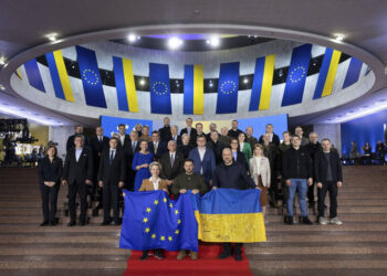 AB Liderleri, Ukrayna’ya 50 milyar Euro’luk yardım paketi konusunda anlaştı