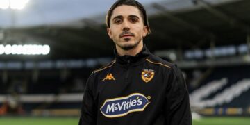 Abdülkadir Ömür, Hull City’e transfer oldu!