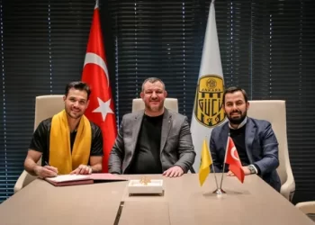 Adana Demirspor’dan ayrılan Ertaç Özbir resmen Ankaragücü’nde!