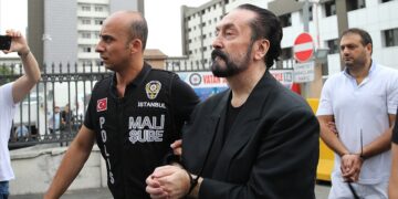 Adnan Oktar Van Yüksek Güvenlikli Kapalı Ceza İnfaz Kurumu’na gönderildi