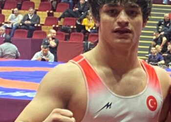 Alperen Berber Grekoromen stil 82 kiloda Avrupa Şampiyonu oldu!