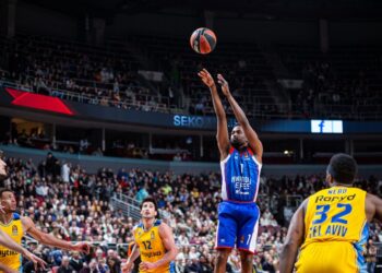Anadolu Efes, Maccabi Playtika’yı farklı geçti!