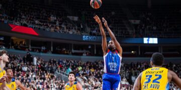 Anadolu Efes, Maccabi Playtika’yı farklı geçti!