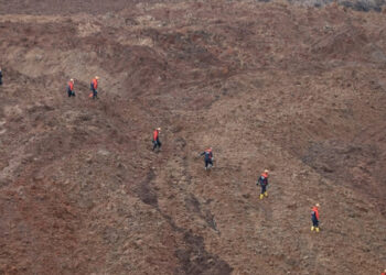 Bakan Bayraktar Erzincan’daki toprak kaymasında son durumu açıkladı