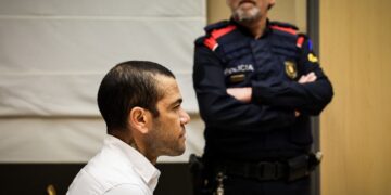 Dani Alves, 4 yıl 6 ay hapis cezasına çarptırıldı!