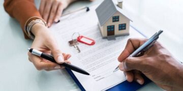 Ev sahibi ve kiracıların depozito sorunu: Faiziyle ödenmeli!