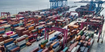 Ocak’ta dış ticaret açığı geriledi