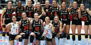 Eczacıbaşı Dynavit, deplasmanda rahat kazandı!