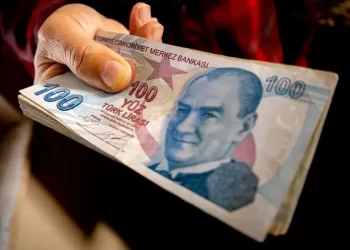 Emekli bayram ikramiyesi 3 bin liraya yükseltilecek