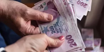 Emekliye zam farkında son dakika: 2024 yılına özel ikramiye zammı ve ek zam detayları!