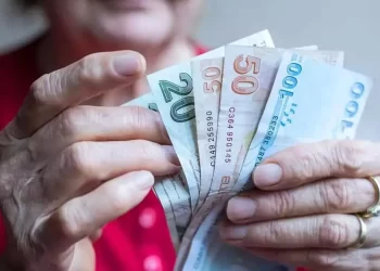 Emeklilere ek zam 6-7 Şubat’ta yatırılacak