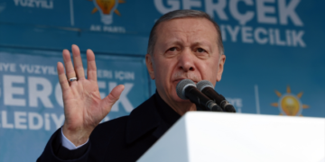 Erdoğan açıkladı: AK Parti seçim çalışmasına silahlı saldırı gerçekleştiren zanlılarından biri yakalandı