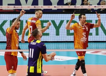 Fenerbahçe Parolapara 3-2 Galatasaray HDI Sigorta