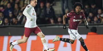 Galatasaray, Prag’da yıkıldı!