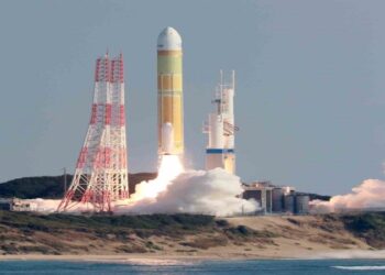 Japonya, H3 roketini başarıyla fırlattı Japonya, H3 roketini başarıyla fırlattı