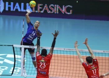 Halkbank, Şampiyonlar Ligi çeyrek final ilk maçını kaybetti! Halkbank, Şampiyonlar Ligi çeyrek final ilk maçını kaybetti!