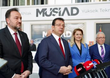 İmamoğlu MÜSİAD’ı ziyaret etti