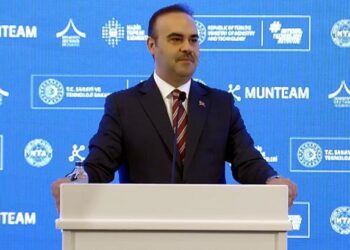 Bakan Kacır açıkladı: Nadir toprak elementlerinde ithal bağımlılığımızı azaltacağız