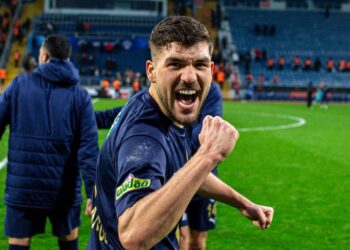 Kasımpaşa, geriden gelerek Alanyaspor’u yendi!