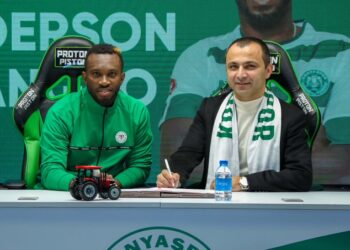 Konyaspor, Anderson Niangbo ile sözleşme imzaladı!