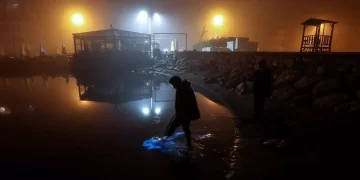 Marmara Denizi’nde mavi renkli ışıklı patlamalar!