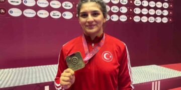 Milli Güreşçi Nesrin Baş Avrupa şampiyonu oldu!