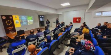 Muş Emniyeti, VEDAŞ çalışanlarına uyuşturucuyla mücadele eğitimi verdi!