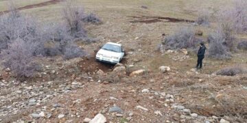 Muş Hasköy’de kontrolden çıkan otomobil şarampole yuvarlandı!