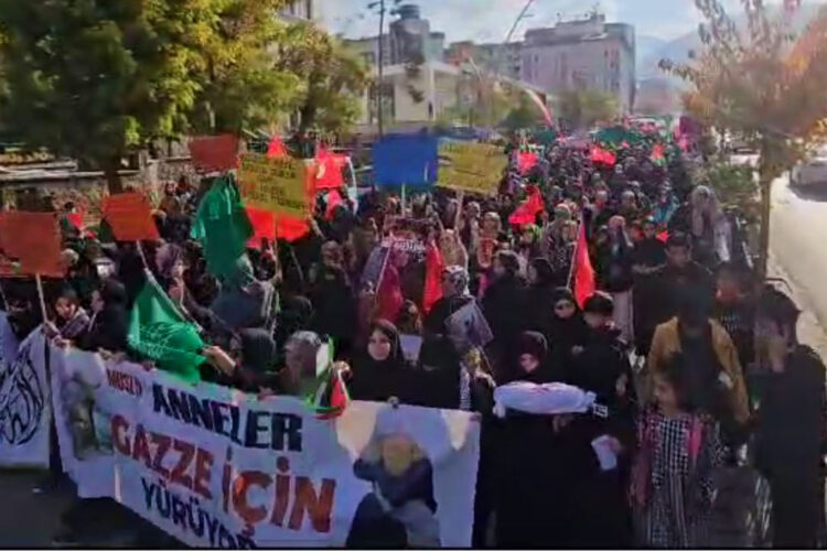 mus ta anneler ve cocuklari filistin icin yuruyus duzenledi habermeydan