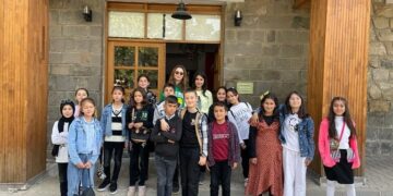 Muş’ta öğrenciler tarihi ve kültürel mekânları gezdi