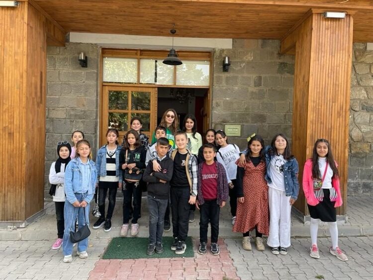 mus ta ogrenciler tarihi ve kulturel mekanlari gezdi habermeydan