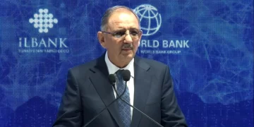 Bakan Özhaseki açıkladı: 2 milyon 250 bin konutu dönüştürdük