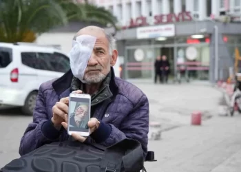 Sinop Boyabat’ta kanserden yüzü eriyen adam yetkililerden yardım bekliyor!