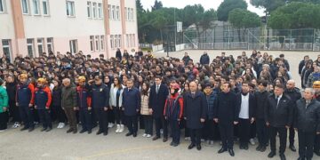 Sinop’ta, 6 Şubat depremlerinde hayatını kaybedenler anıldı