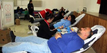 Sinop’ta öğrenci velileri kan bağışı kampanyasına katıldı!